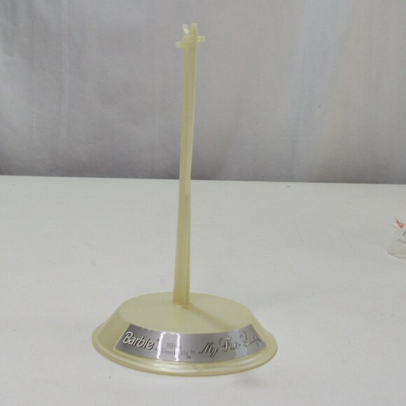 Barbie as Eliza Doolittle in My Fair Lady-Collector's Edition 1995 Mattel Doll - Picture 10 of 16